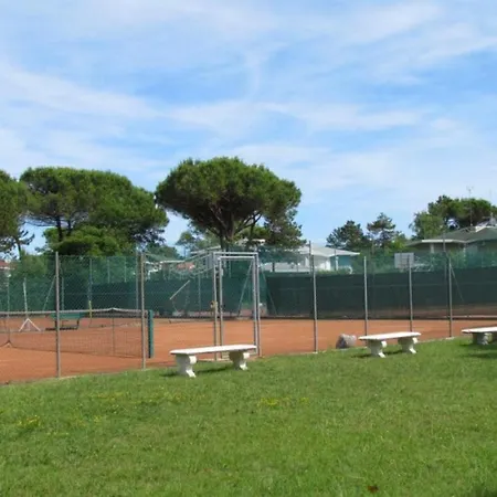 公寓 In A With Pool