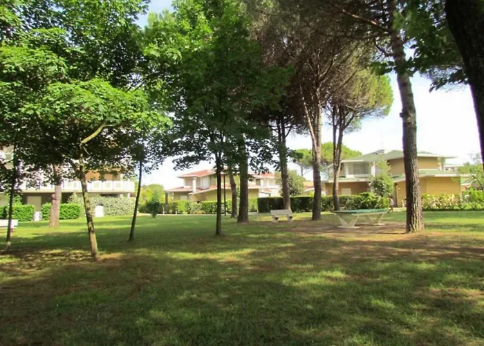 Apartment In A With Pool Bibione